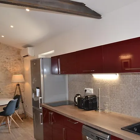 2 Pieces Vagliano Apartment